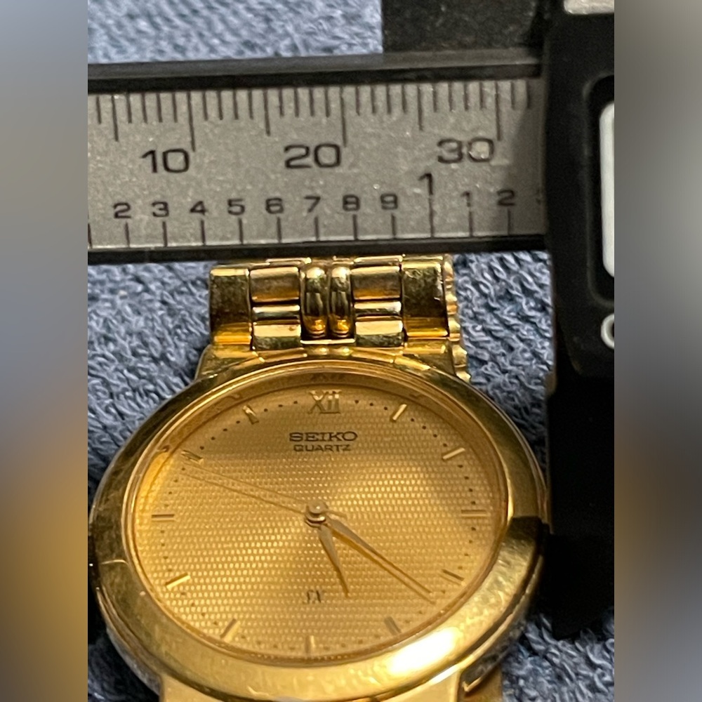 Seiko Gold Tone Men's‎ Dress Watch - Picture 2 of 13